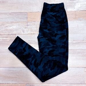 JUST COZY Black & grey camo leggings women‎ | X-Small *